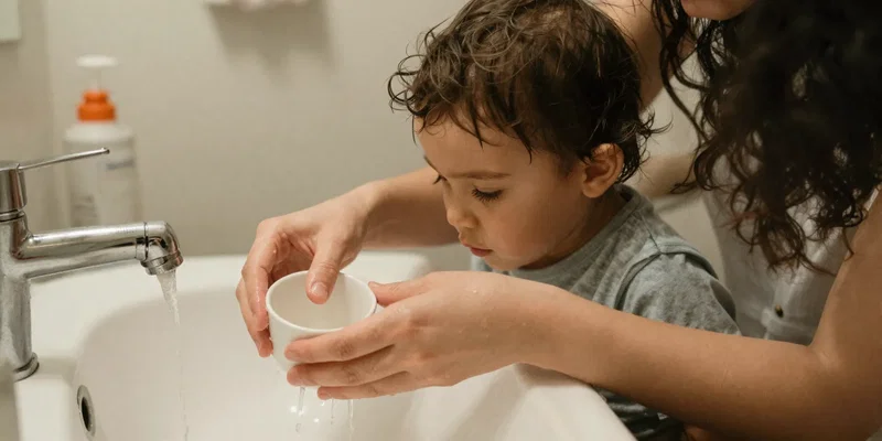 Sore Throat Soother: A Gentle Gargle and Neck Rub Recipe
