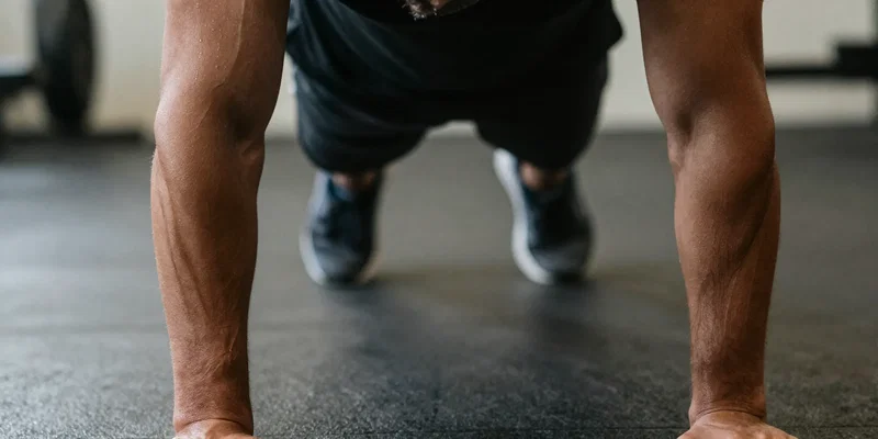 Why Rest-Pause Training is the Secret Weapon for Time-Poor Lifters