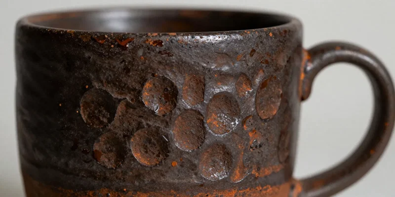 Beginner-Friendly Iron Glaze Recipes That Break Beautifully on Texture