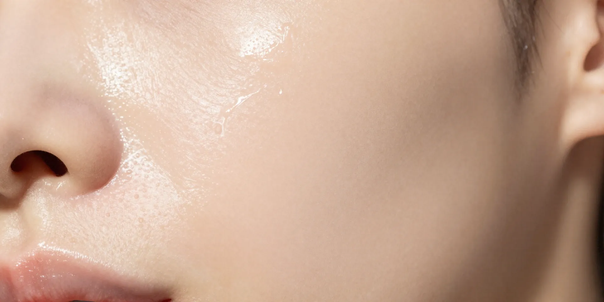 How to Tell Purging From a Bad Reaction in Sensitive Skin